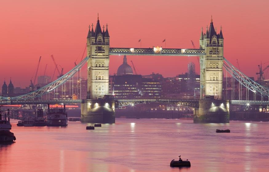 Big Ben e Palácio de Westminster ao amanhecer, Londres
